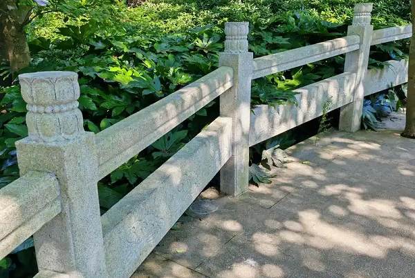 内江市大连园林景观花岗岩栏杆定制 案例四